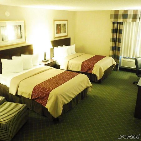 Red Roof Inn Hartford- New Britain Extérieur photo