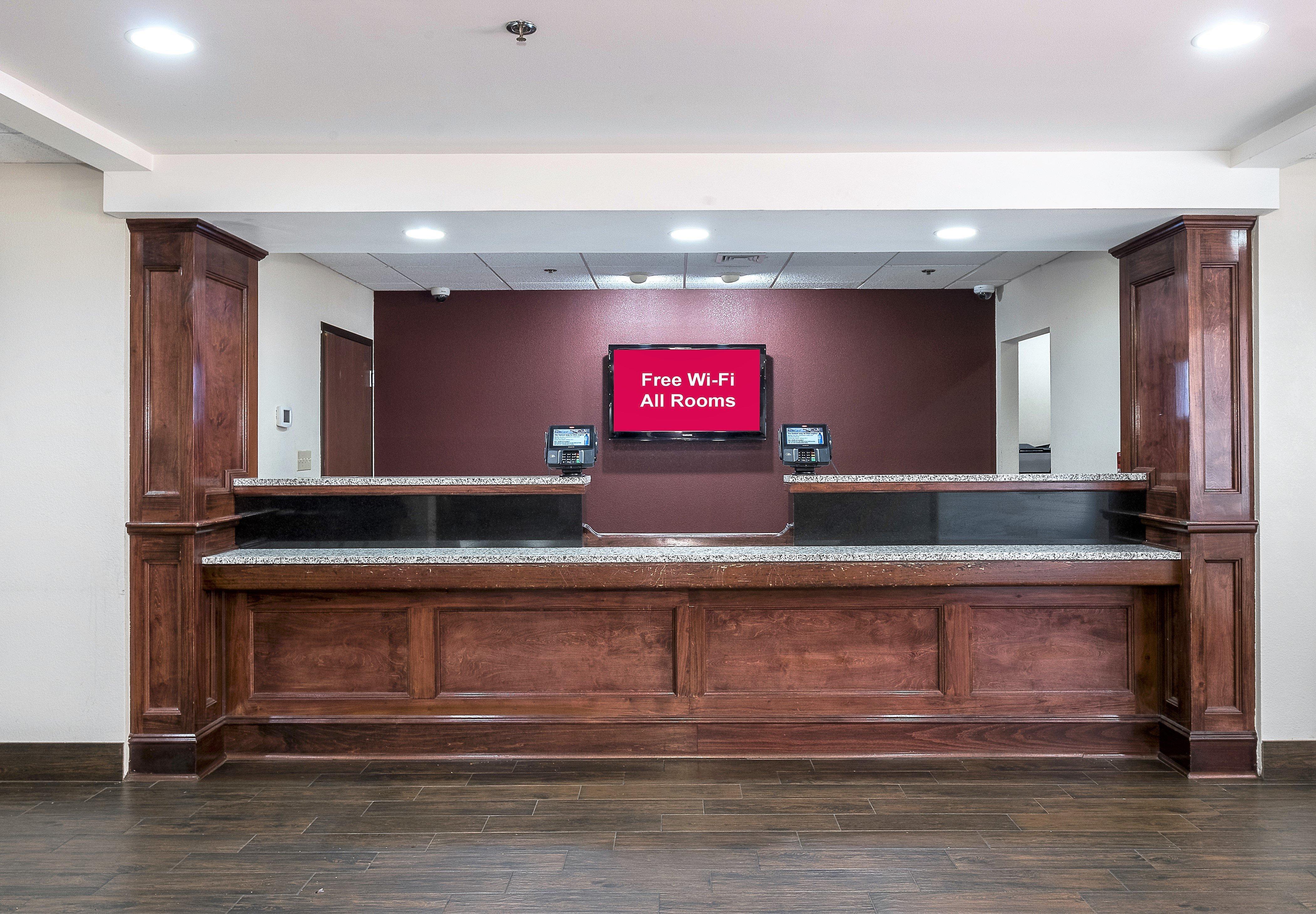 Red Roof Inn Hartford- New Britain Extérieur photo