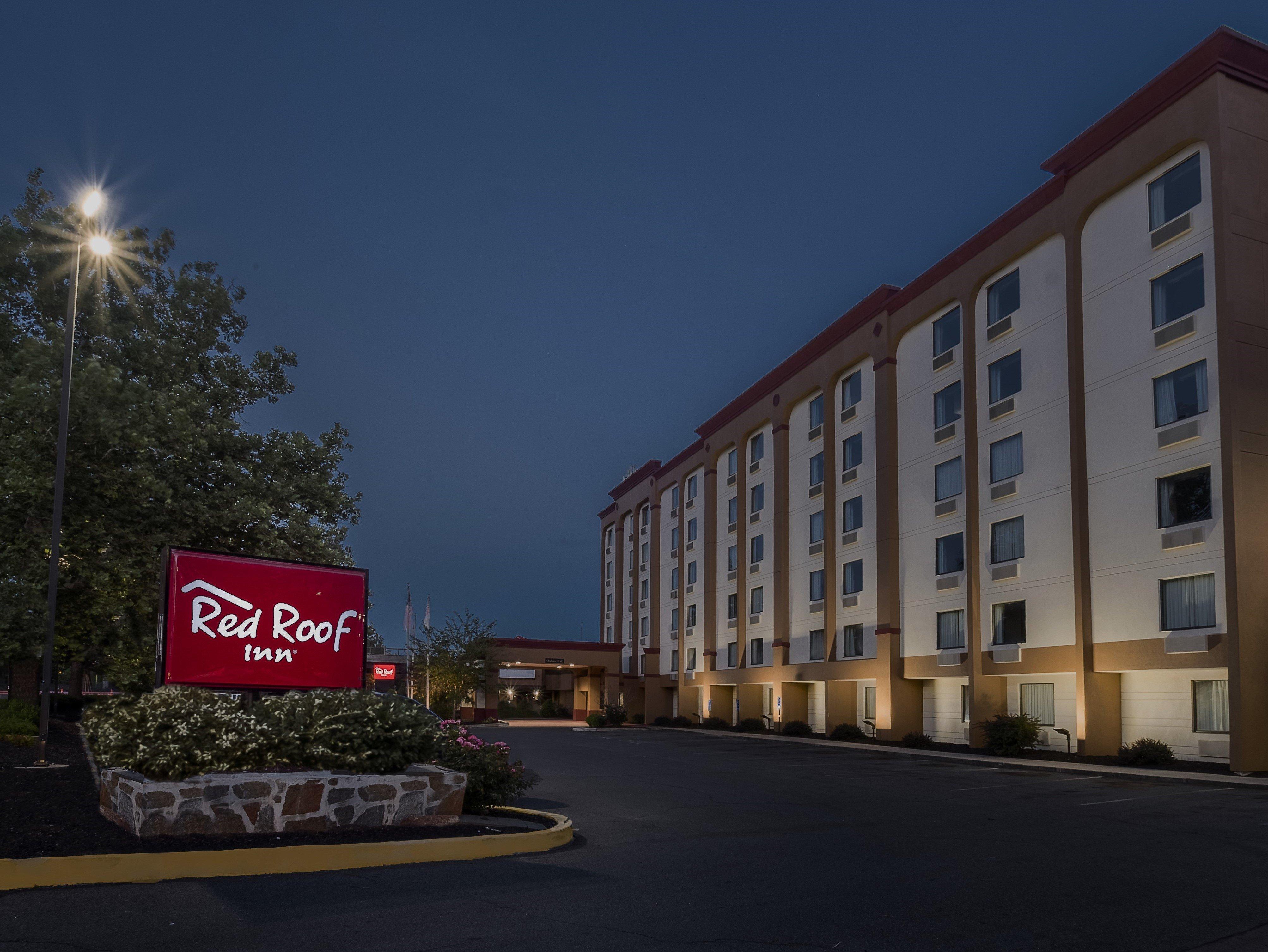 Red Roof Inn Hartford- New Britain Extérieur photo