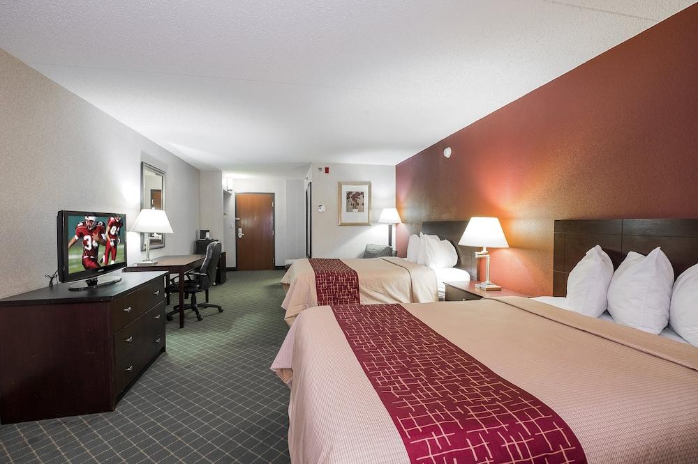 Red Roof Inn Hartford- New Britain Extérieur photo