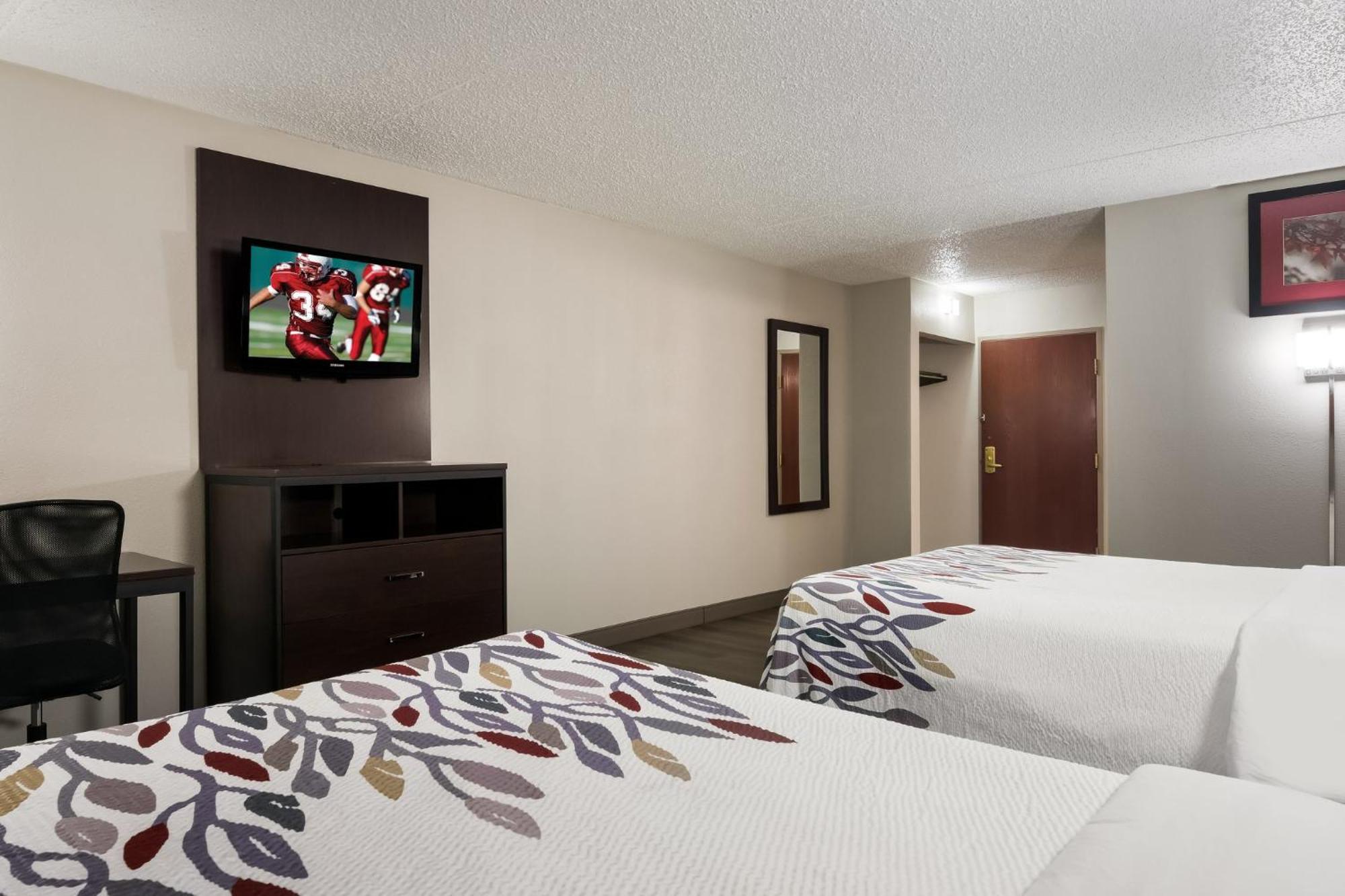 Red Roof Inn Hartford- New Britain Extérieur photo