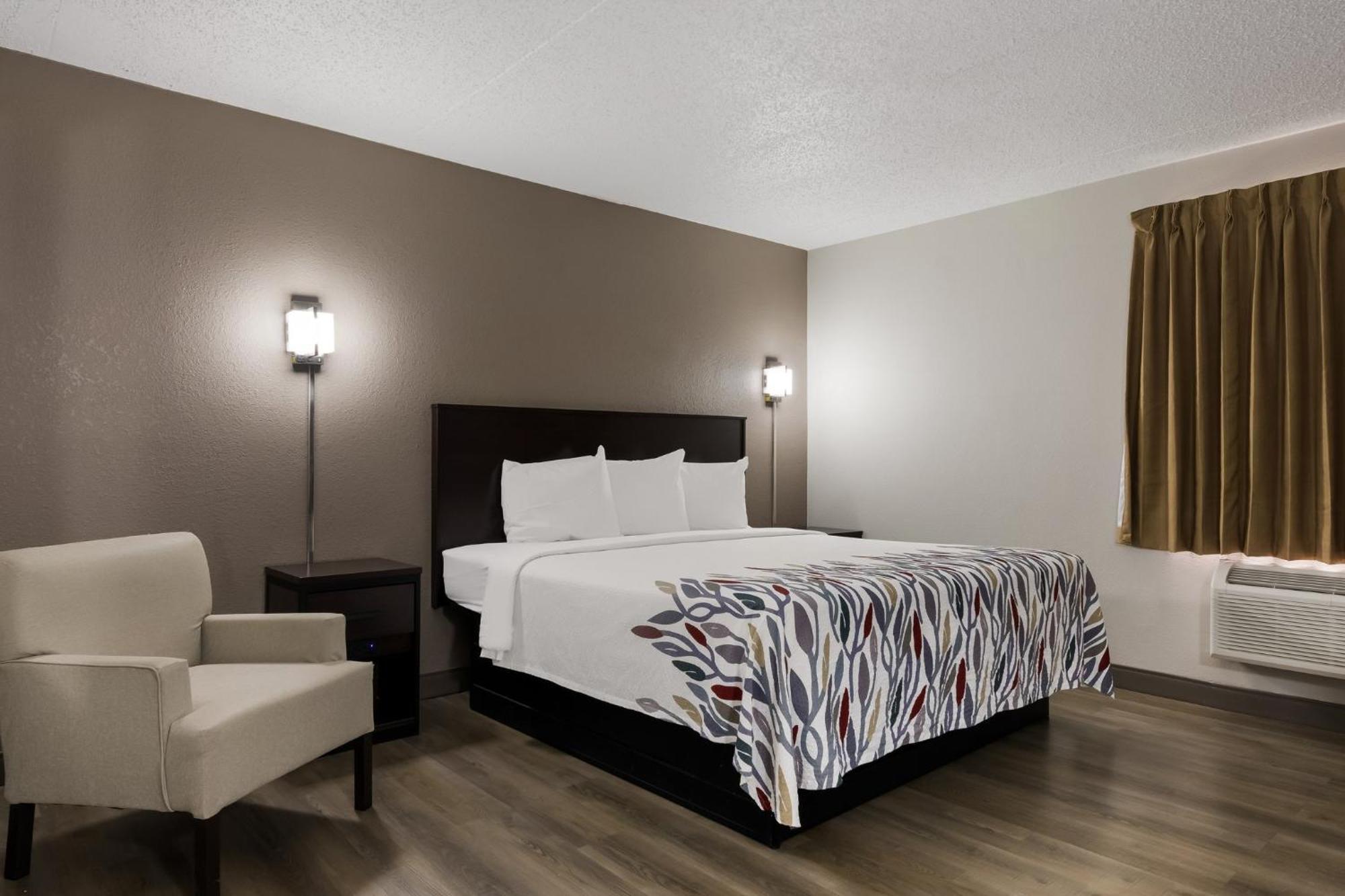 Red Roof Inn Hartford- New Britain Extérieur photo