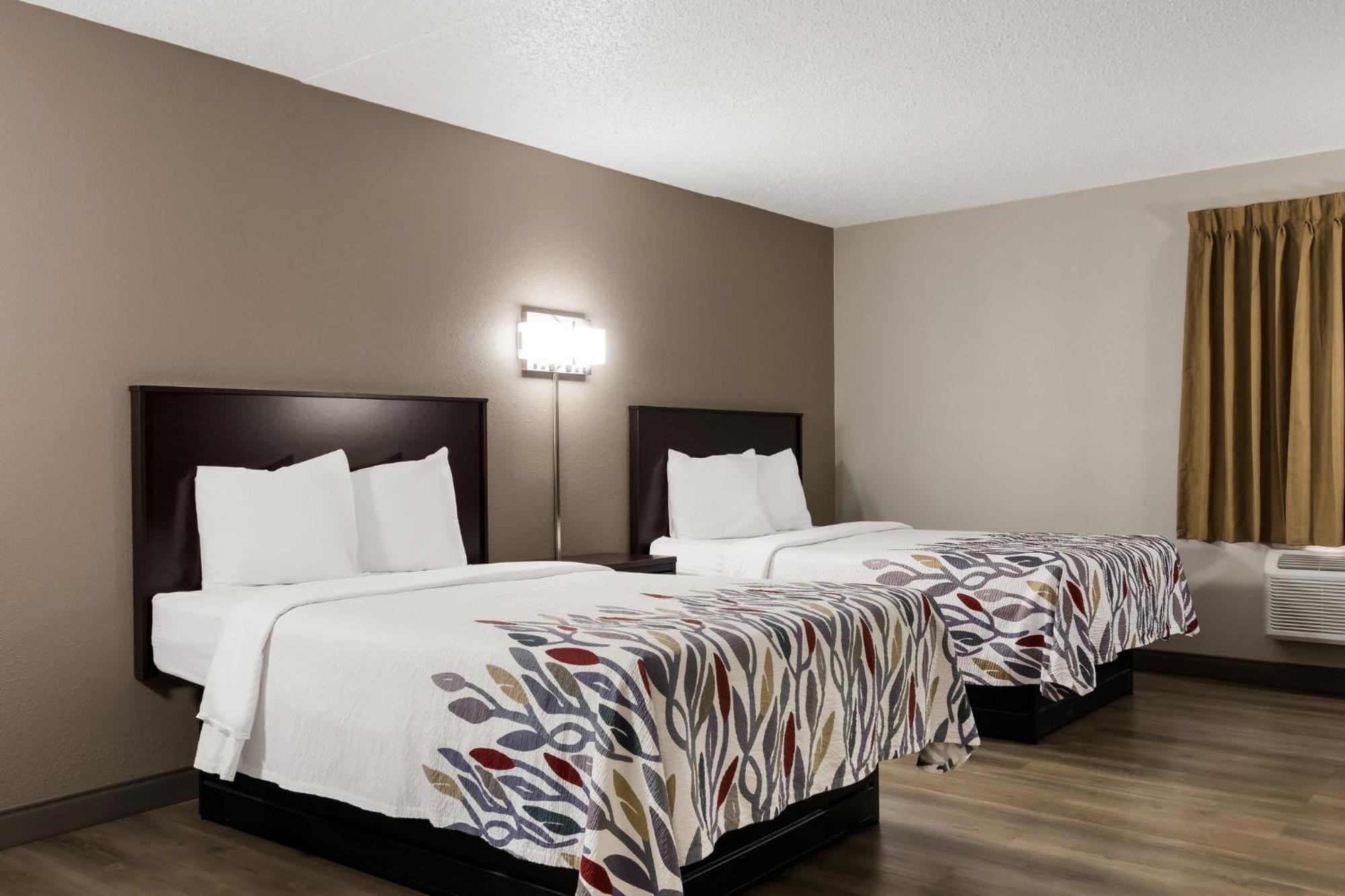 Red Roof Inn Hartford- New Britain Extérieur photo