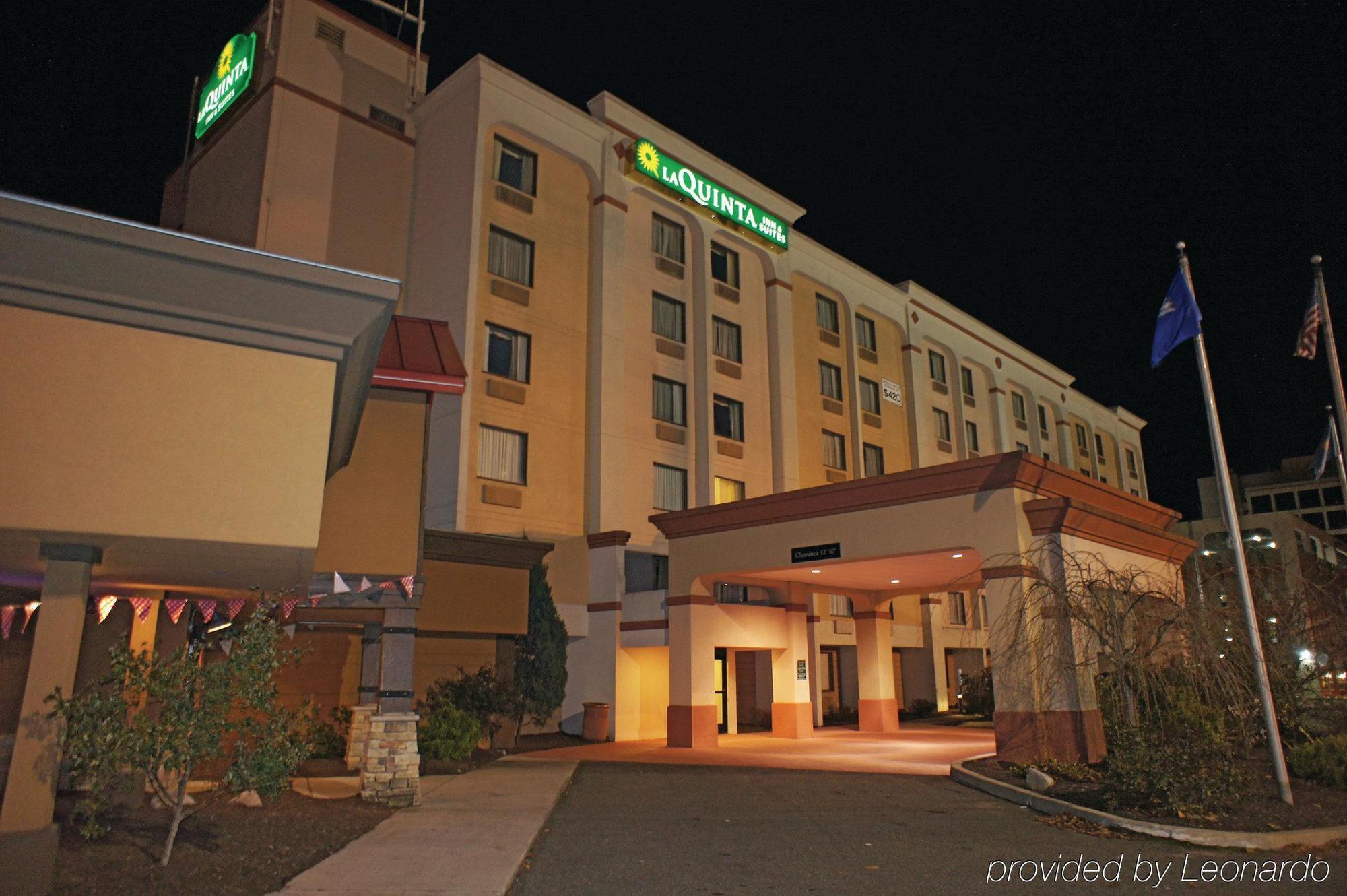 Red Roof Inn Hartford- New Britain Extérieur photo