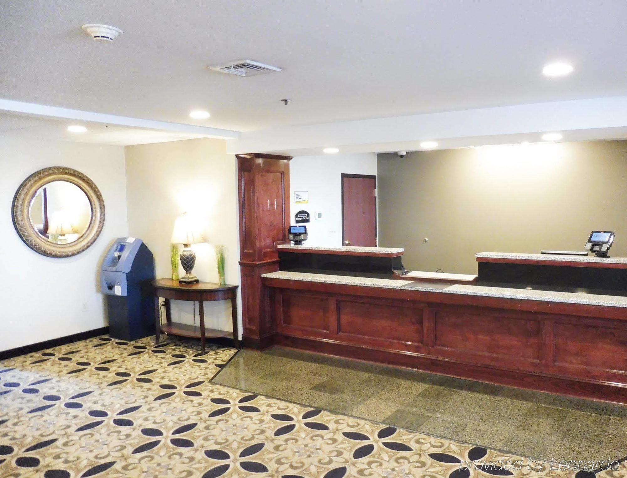 Red Roof Inn Hartford- New Britain Extérieur photo