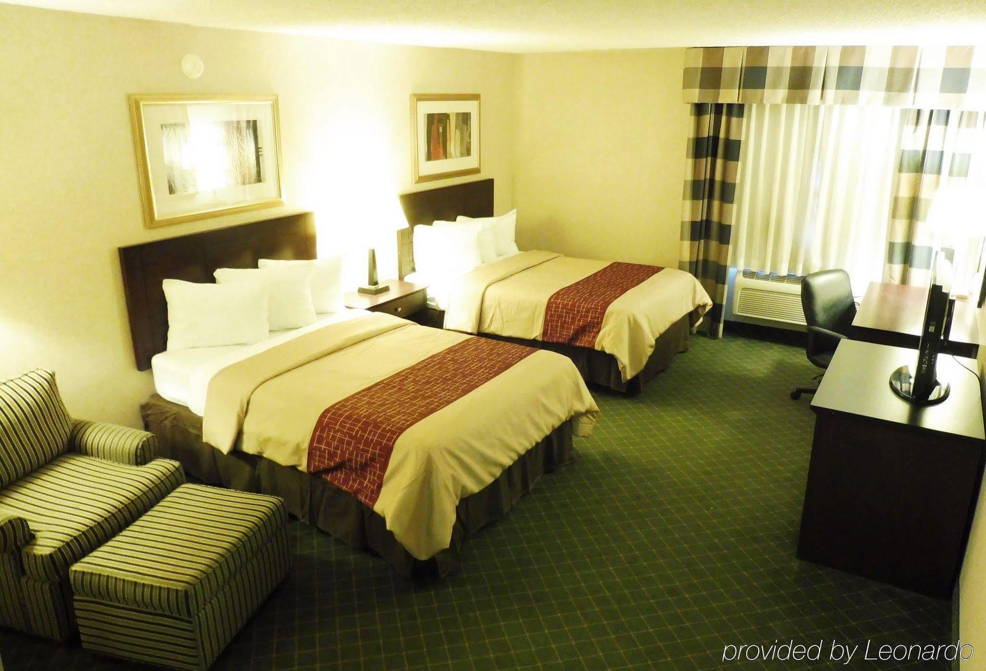 Red Roof Inn Hartford- New Britain Extérieur photo